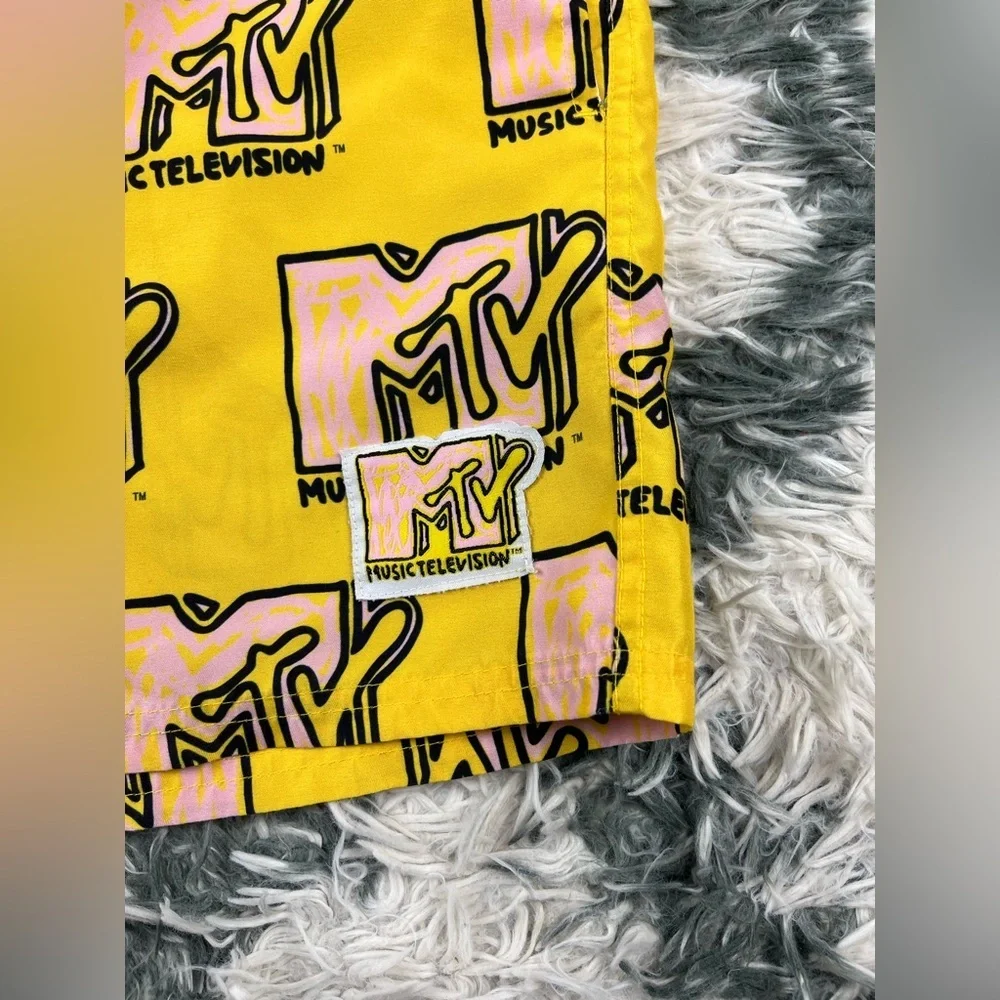 MTV Men's Yellow Pink Swim Trunks Logo Print Size Medium No Lining
